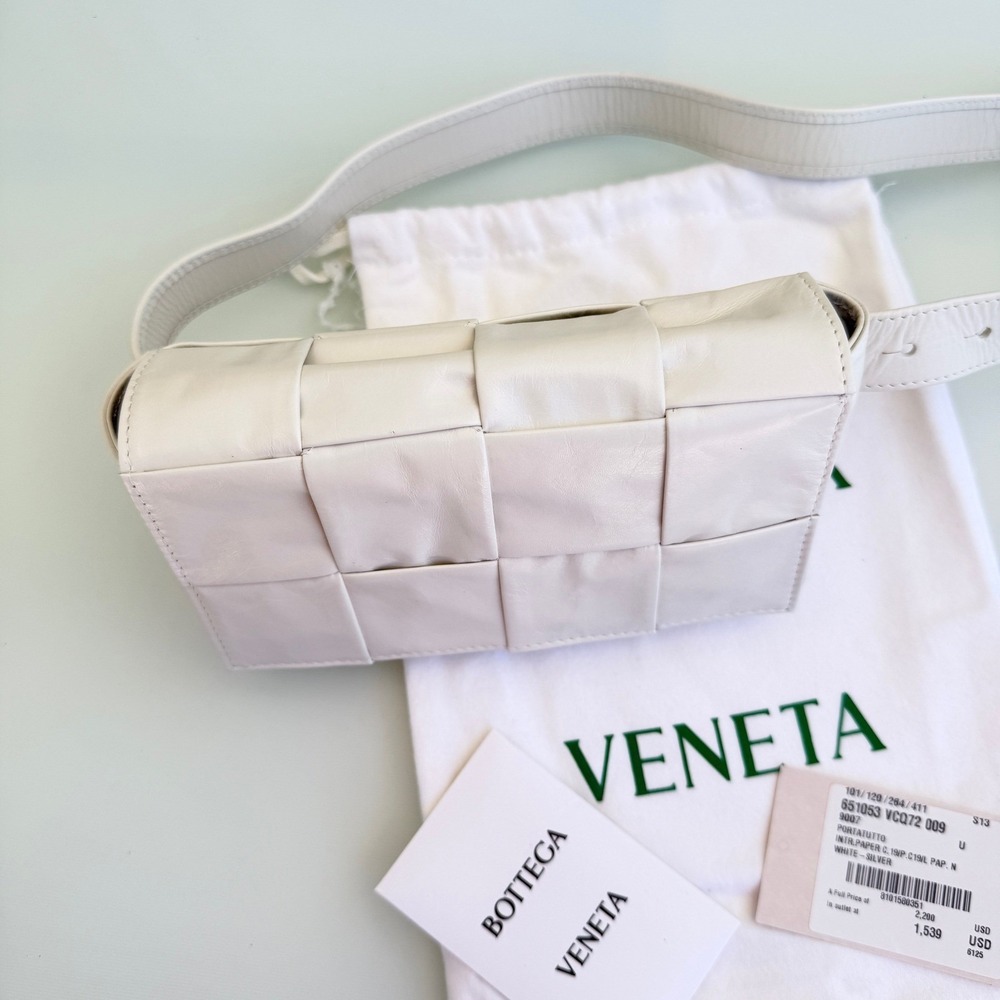 Bottega Veneta Cassette Belt Bag White Maxi Intrecciato Leather 651053 - Picture 13 of 15